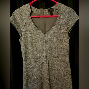 EUC. Banana Republic Gray Work Dress. Size 2.